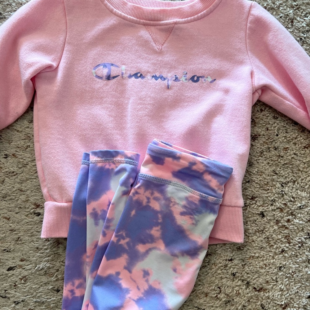 Champion Toddler outfit 4t - super cute!